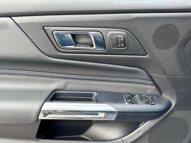 Photo of 2025 Vapor Blue Metallic Ford Mustang