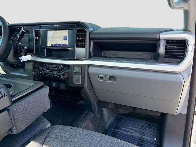 Photo of 2025 Oxford White Ford F-350