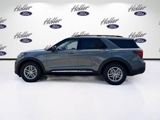 Photo of 2025 Carbonized Gray Metallic Ford Explorer