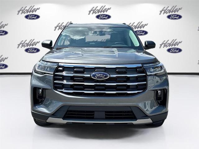 Photo of 2025 Carbonized Gray Metallic Ford Explorer