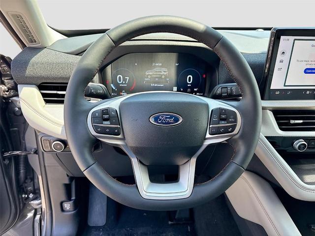 Photo of 2025 Carbonized Gray Metallic Ford Explorer