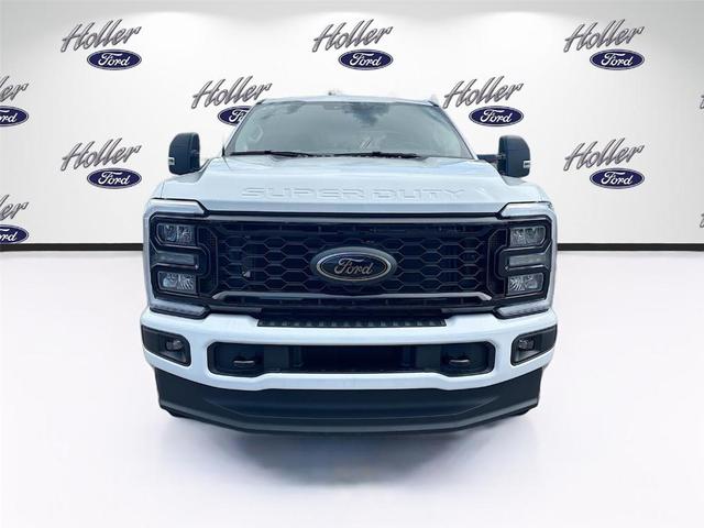 Photo of 2025 Oxford White Ford F-350