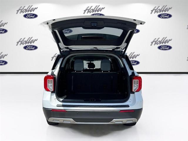Photo of 2024 Oxford White Ford Explorer