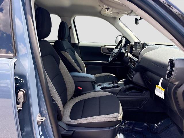 Photo of 2025 Azure Gray Metallic Ford Bronco Sport