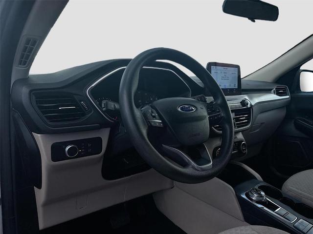 Photo of 2020 Ingot Silver Metallic Ford Escape