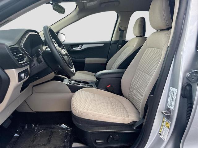 Photo of 2020 Ingot Silver Metallic Ford Escape