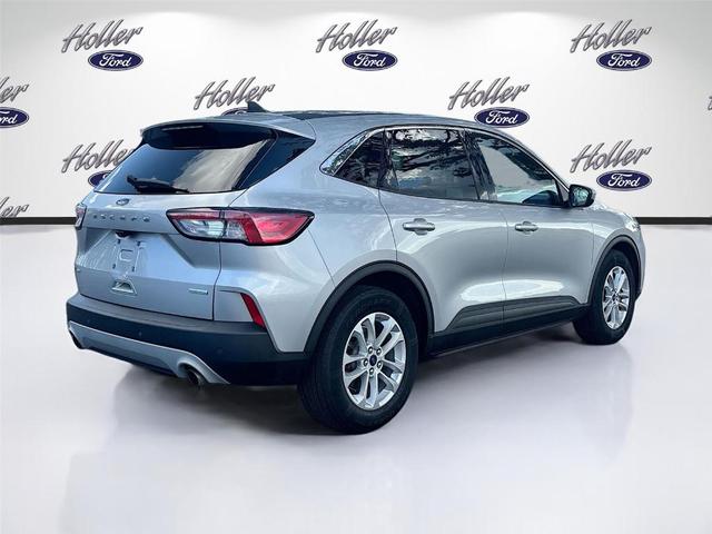 Photo of 2020 Ingot Silver Metallic Ford Escape