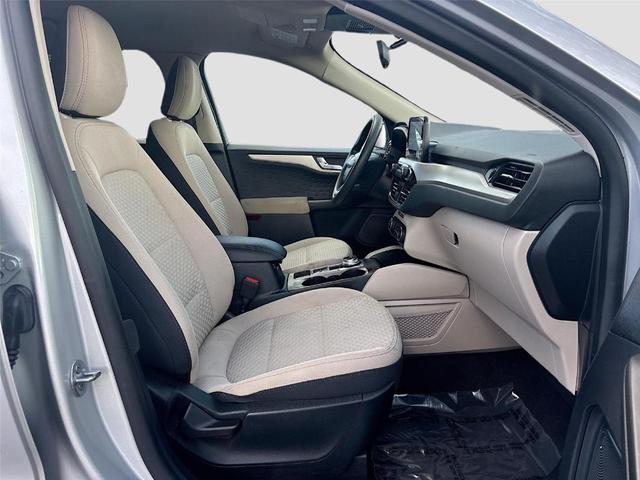 Photo of 2020 Ingot Silver Metallic Ford Escape