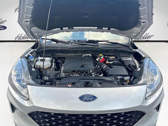 Photo of 2020 Ingot Silver Metallic Ford Escape