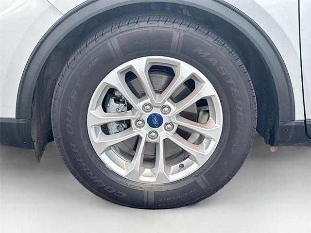 Photo of 2020 Ingot Silver Metallic Ford Escape