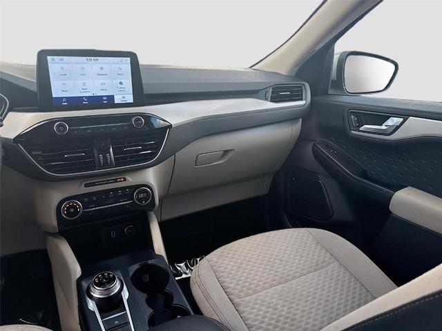 Photo of 2020 Ingot Silver Metallic Ford Escape