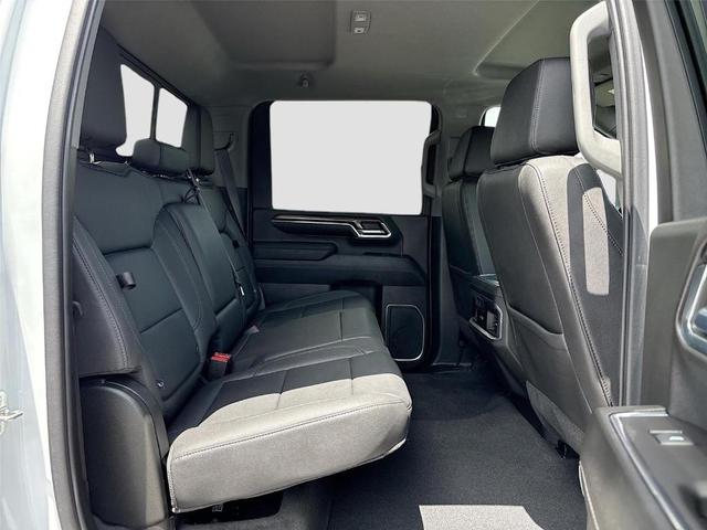 Photo of 2024 Summit White Chevrolet Silverado 2500