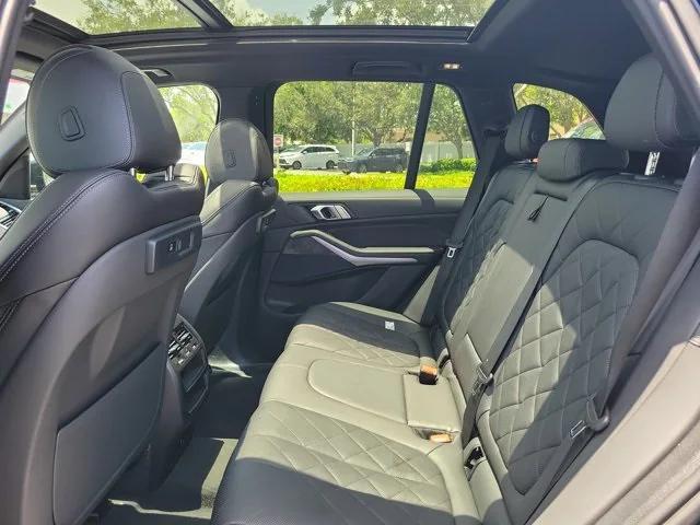 Photo of 2023 Black Sapphire Metallic BMW X5