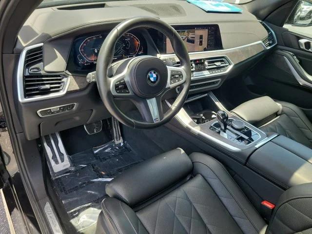 Photo of 2023 Black Sapphire Metallic BMW X5