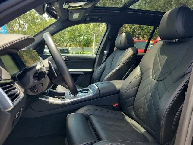 Photo of 2023 Black Sapphire Metallic BMW X5