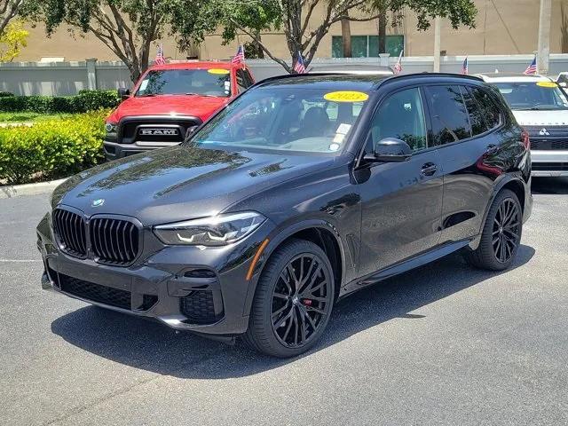 Photo of 2023 Black Sapphire Metallic BMW X5