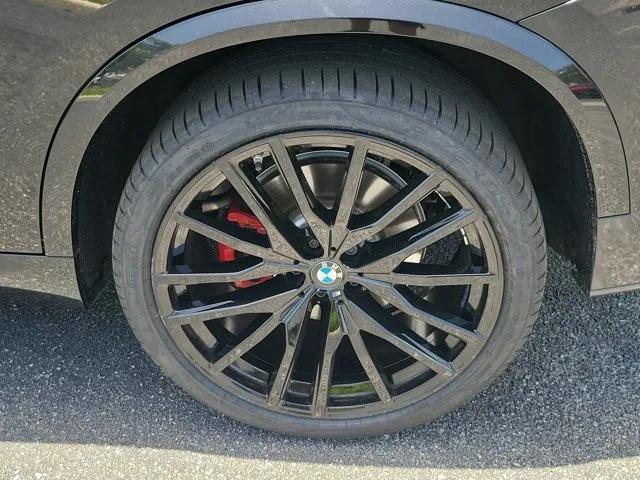 Photo of 2023 Black Sapphire Metallic BMW X5