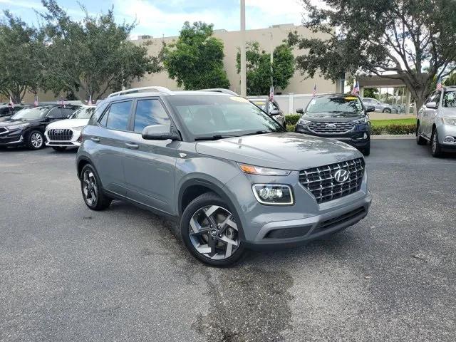 Photo of 2021 Galactic Gray Hyundai VENUE
