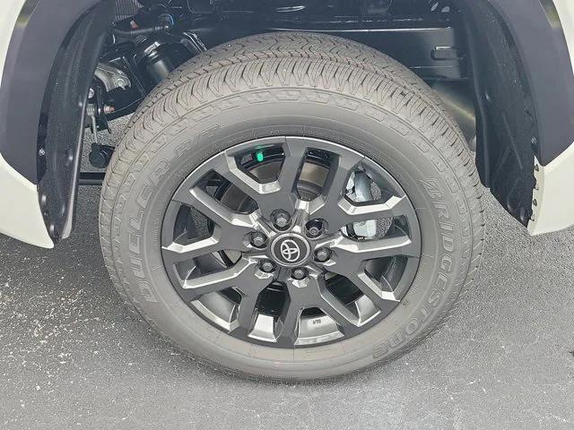 Photo of 2025 Wind Chill Pearl Toyota Tundra Hybrid