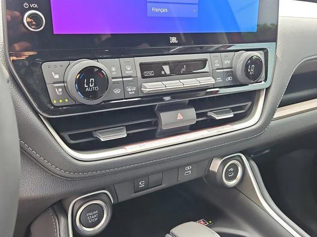 Photo of 2025 Ruby Flare Toyota Grand Highlander