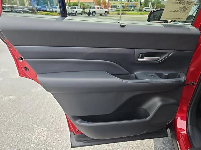 Photo of 2025 Ruby Flare Toyota Grand Highlander