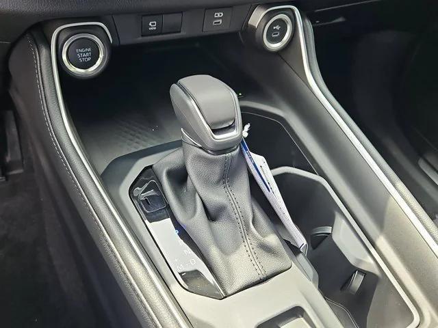 Photo of 2025 Ruby Flare Toyota Grand Highlander