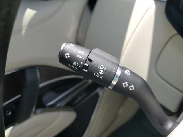 Photo of 2024 Gold Land Rover Range Rover