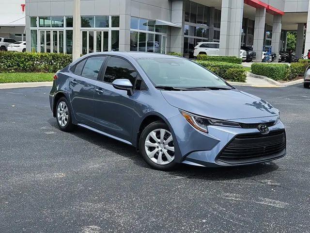 Photo of 2025 Celestite Toyota Corolla