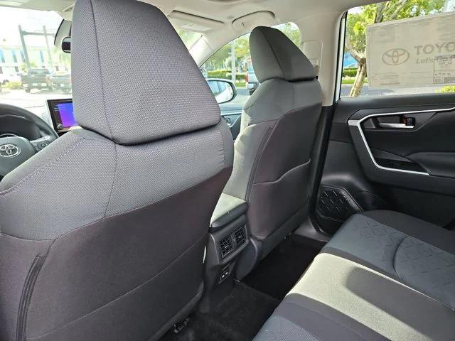Photo of 2025 Ice Cap Toyota RAV4 Hybrid