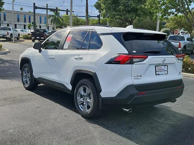 Photo of 2025 Ice Cap Toyota RAV4 Hybrid