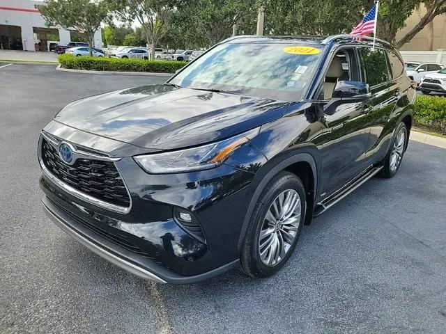 2021 Toyota Highlander Hybrid