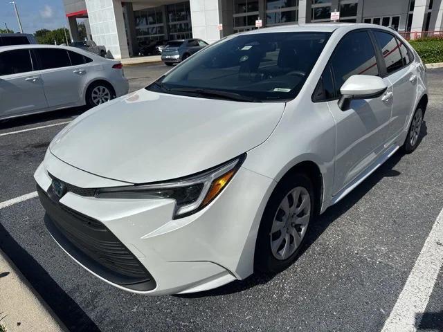 Photo of 2024 Ice Cap Toyota Corolla Hybrid