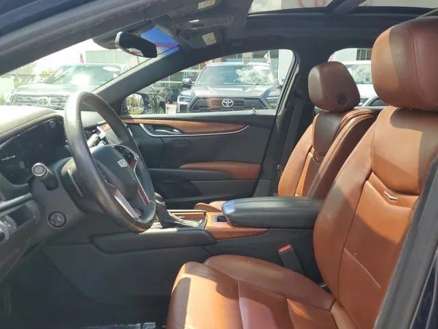 Photo of 2016 Dark Adriatic Blue Metallic Cadillac XTS