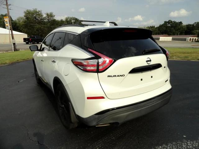 Photo of 2018 Pearl White Nissan Murano