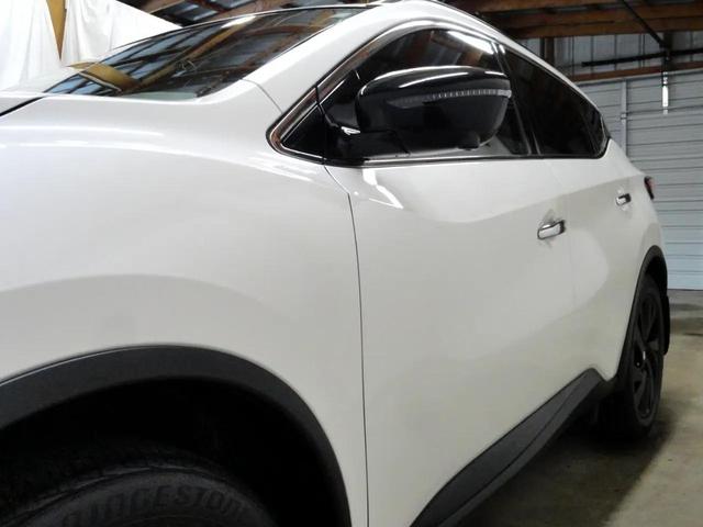 Photo of 2018 Pearl White Nissan Murano