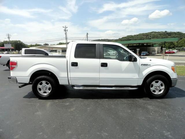 Photo of 2012 White Ford F-150