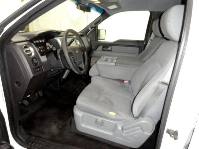 Photo of 2012 White Ford F-150