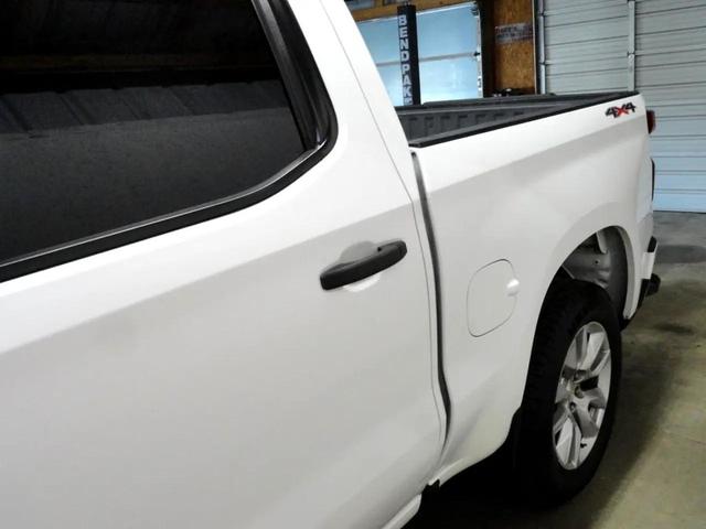 Photo of 2020 White Chevrolet Silverado 1500