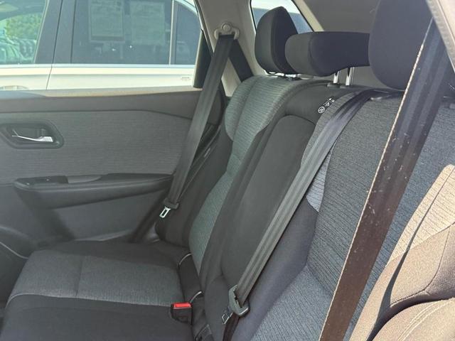 Photo of 2022 Caspian Blue Nissan Rogue
