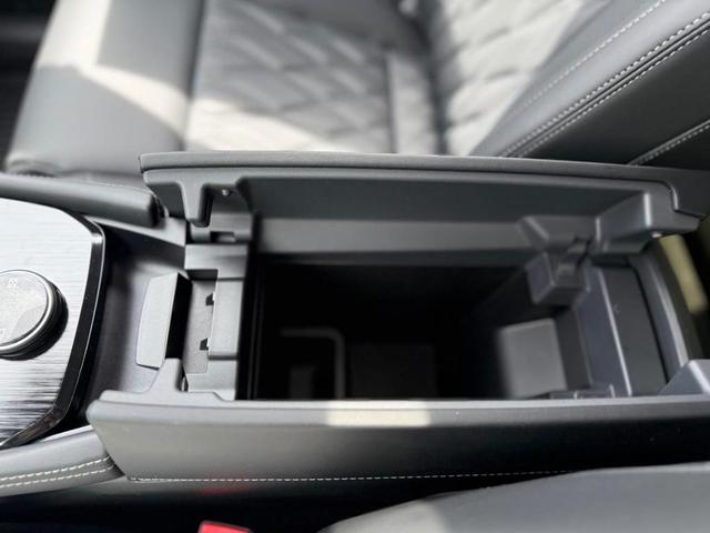 Photo of 2025 Black Nissan Rogue