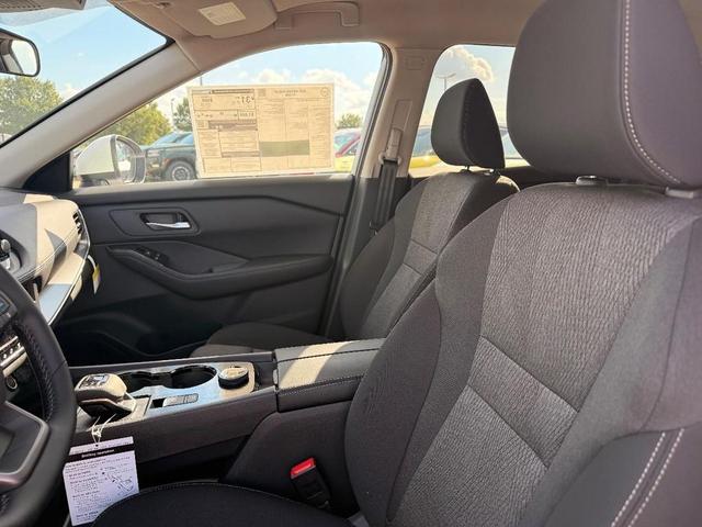 Photo of 2026 Everest White P Nissan Rogue