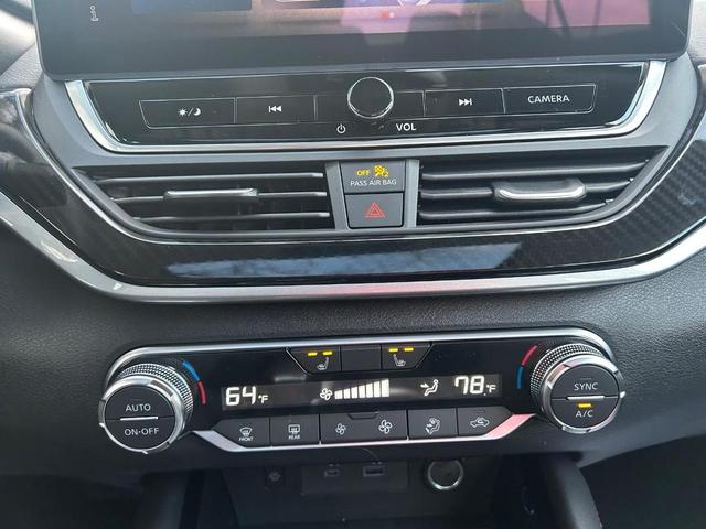 Photo of 2025 Gray Sky Pearl Nissan Altima