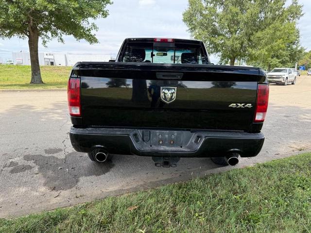 Photo of 2012 Black RAM 1500