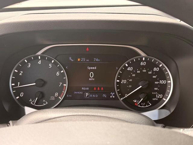 Photo of 2026 Glacier White Nissan Frontier