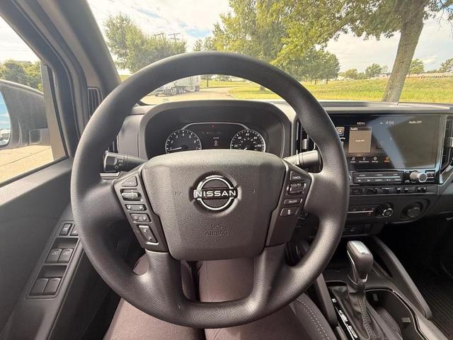 Photo of 2026 Glacier White Nissan Frontier