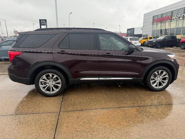 Photo of 2022 Jewel Red Metallic Ford Explorer