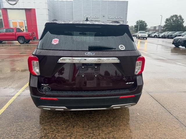 Photo of 2022 Jewel Red Metallic Ford Explorer