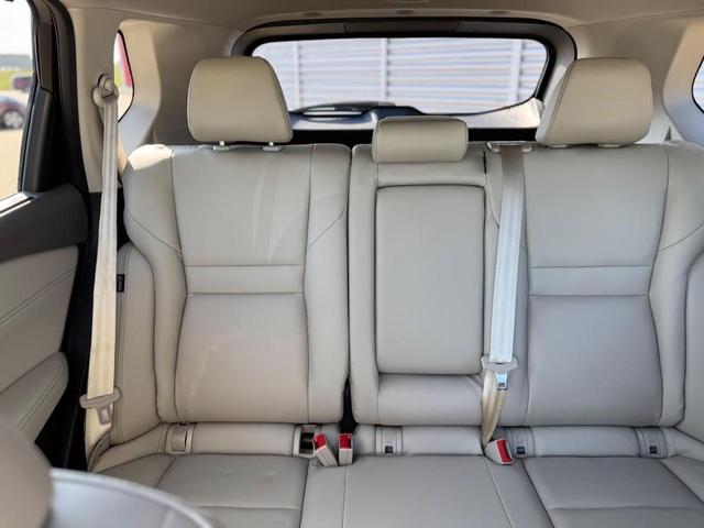 Photo of 2024 Black Nissan Rogue
