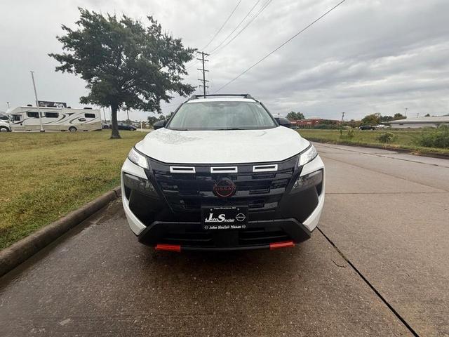 Photo of 2026 Everest White P Nissan Rogue