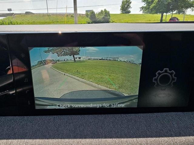 Photo of 2025 Gun Metallic Nissan Kicks